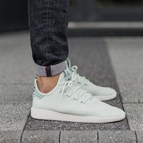 adidas pharrell williams tennis hu herren grün|Adidas Pharrell Williams hu trainers.